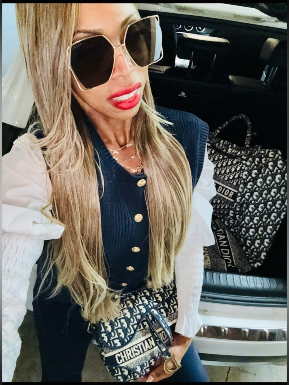 Sunflower 🌻 sunglasses 🕶️